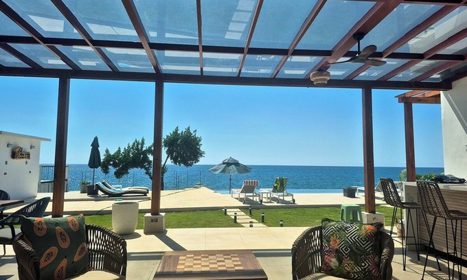 Whitehouse Villa | New - Serene 4BR Oceanfront Villa w/Large Saltwater Pool and Direct Sea Access
