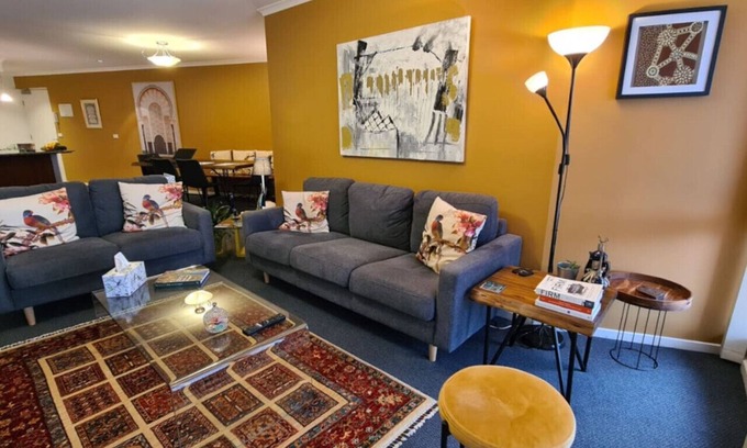 City East Apartment | New to VRBO: Stunning 2BR Apt in the Heart of Canberra City