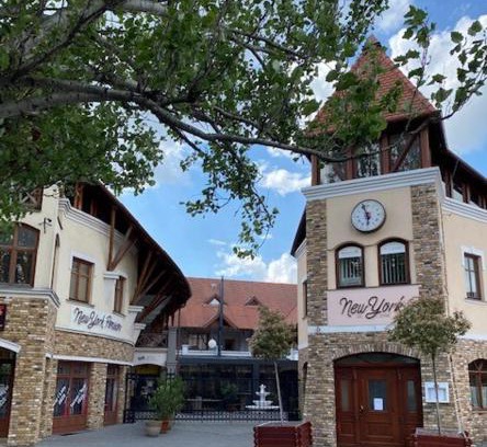 Dunajska Streda House | New York Pension