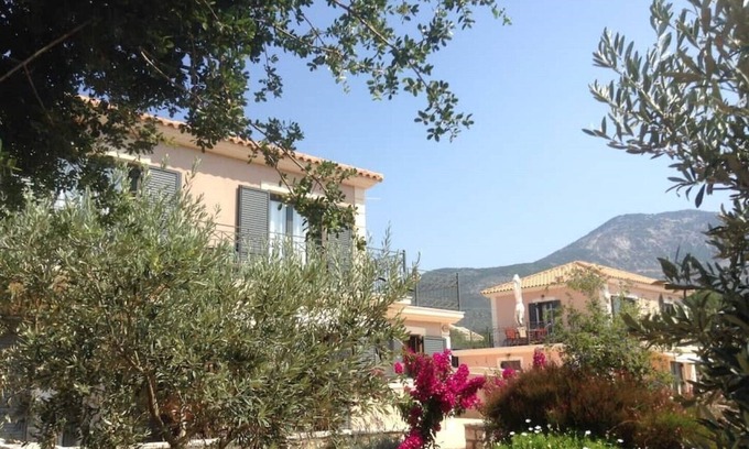 Mousata House | Newly Built and Independent Villas, with Great Sea and Mountain Views