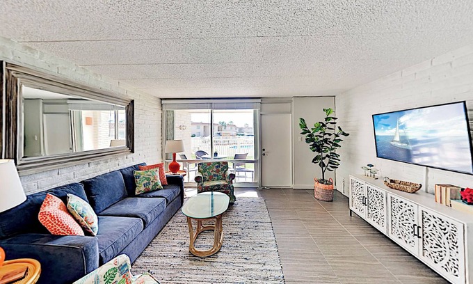 Port Aransas Condo | Newly Remodeled first floor Condo in Coral Cay!