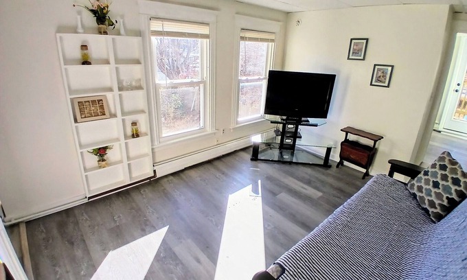 Old Orchard Beach Apartment | Newly renovated pet friendly 2-bedroom apartment in marvelous Old Orchard Beach