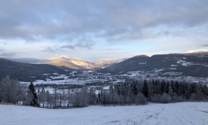 Hundorp Apartment | Newly renovated apartment with a lovely view of the mountains and village