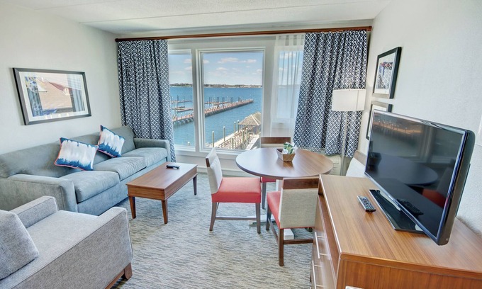 Yachting Village Resort | Newport Harbor, Rhode Island: 1BR w/City Views, FREE Wi-Fi, Close to Attractions