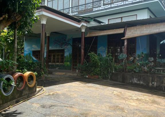 Buon Ma Thuot House | Nhà nghỉ hồ câu Cali