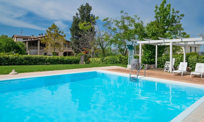 Citta Sant'Angelo Apartment | Nice apartment for 4 guests with pool, WIFI, A/C, TV, patio and pets allowed