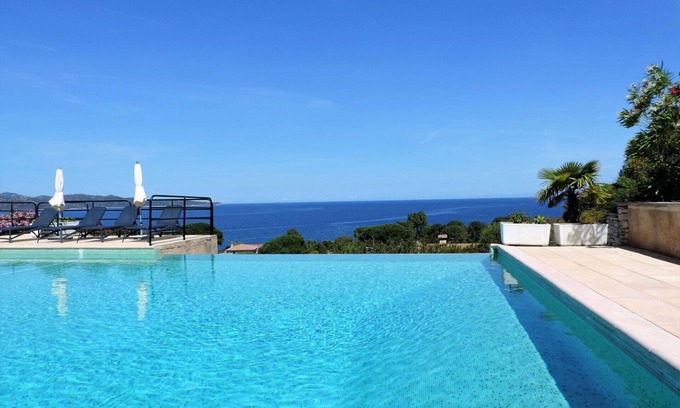 Figarella Apartment | Nice apartment for 4 guests with A/C, pool, WIFI, TV and terrace