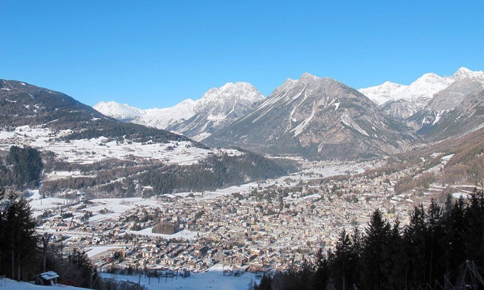Bormio Apartment | Nice apartment for 4 guests with WIFI, TV, balcony and pets allowed