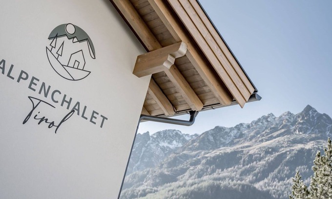 Unterlaengenfeld Apartment | Nice apartment for 8 guests with WIFI, TV, patio, panoramic view and parking