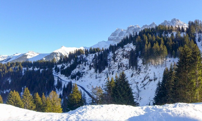 Champoussin Apartment | Nice apartment for 4 people with WIFI, balcony and panoramic view