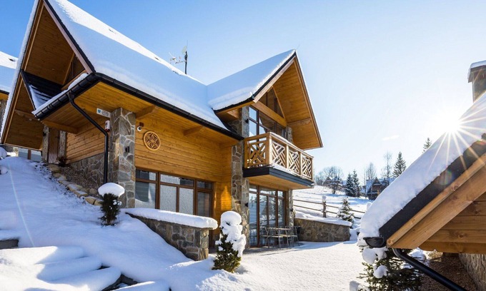 Zakopane House | Nice apartment in villa for 6 people with WIFI, TV, terrace and pets allowed