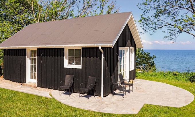 Asserballeskov House | Nice home in Augustenborg with WiFi