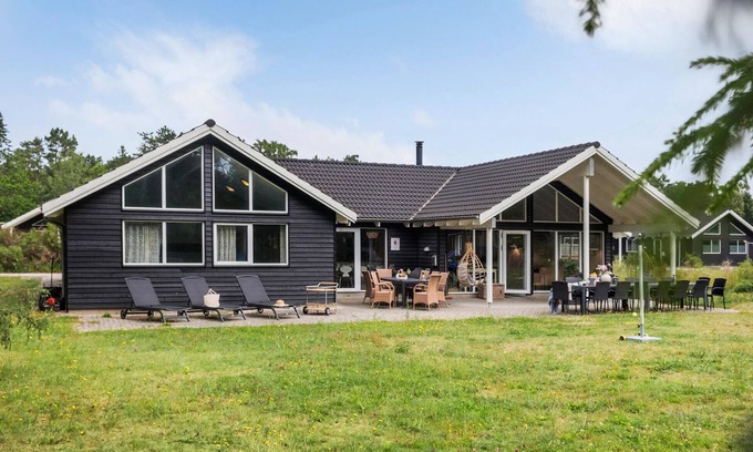 Frederiksvaerk House | Nice home in Frederiksværk with sauna