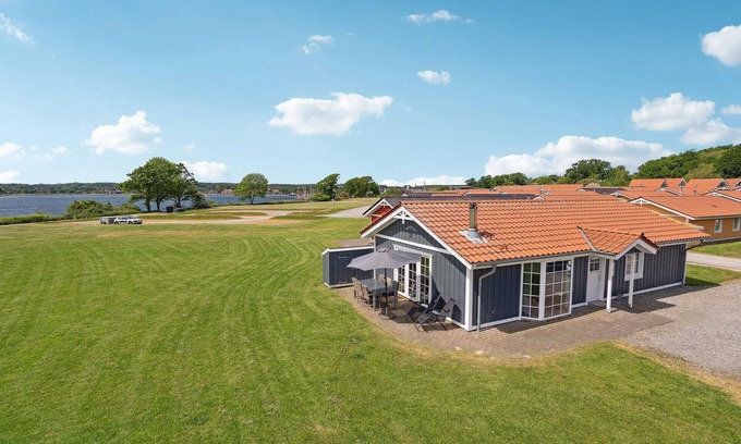 Grasten House | Nice home in Gråsten with sauna