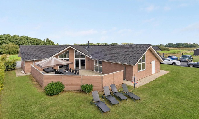 Flovt Strand House | Nice home in Haderslev with sauna