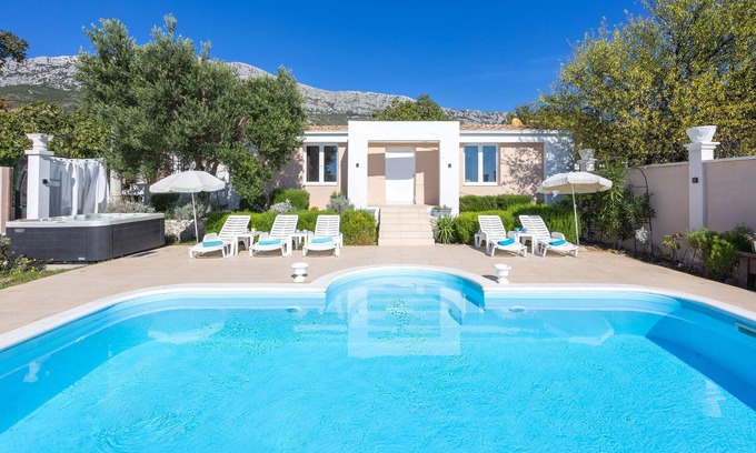 Kastel Sucurac House | Nice home in Kastel Sucurac with WiFi