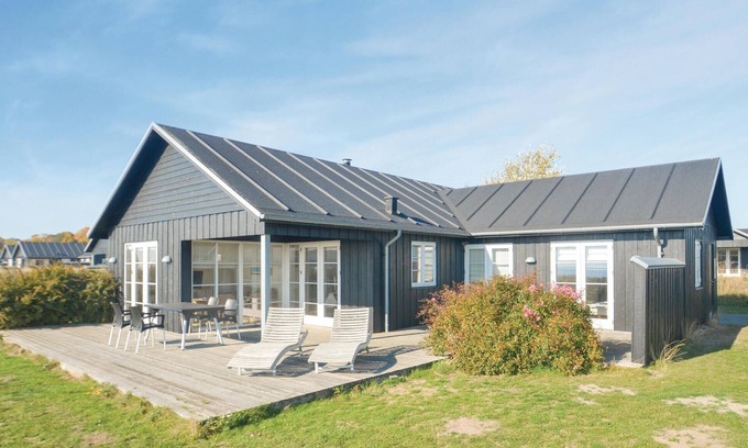 Nysted House | Nice home in Nysted with kitchen