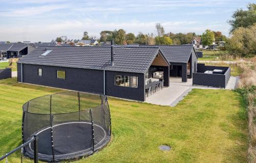 Hasmark Strand House | Nice Home In Otterup With Sauna