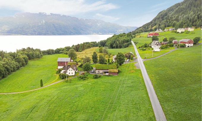 Torheim House | Nice Home In Stårheim With Wifi