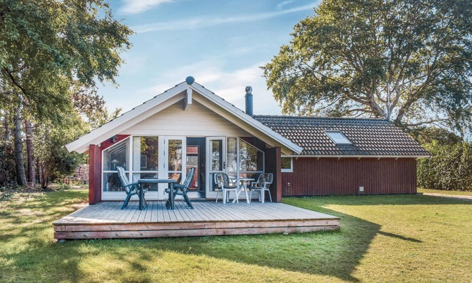 Hov House | Nice home in Tranekær with WiFi