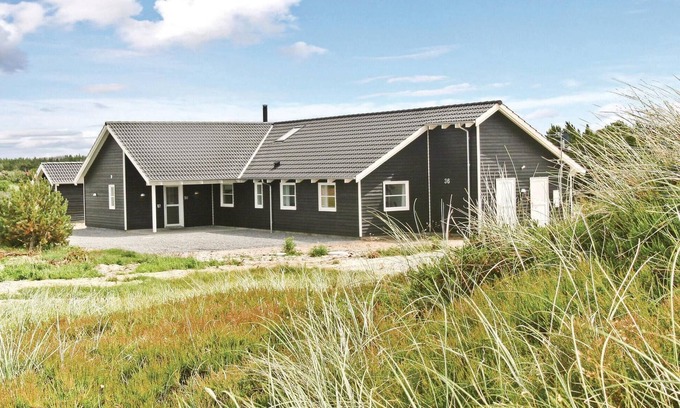 Vejers Strand House | Nice home in Vejers Strand with sauna