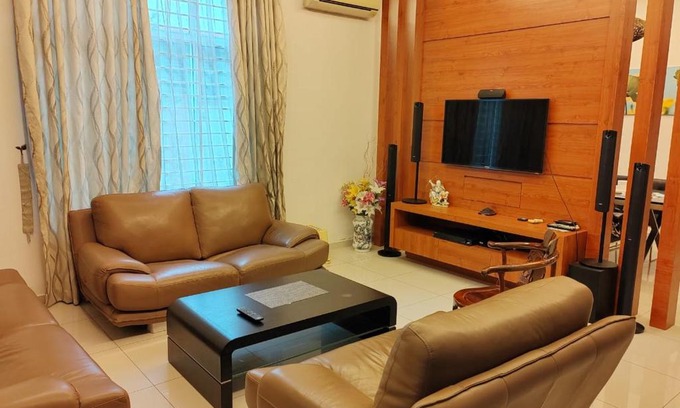 Tangkak Apartment | Nice semi D house at Tangkak