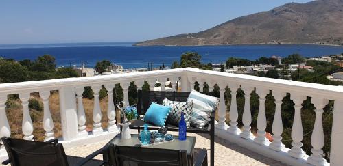 Livadia Apartment | Nikos studios