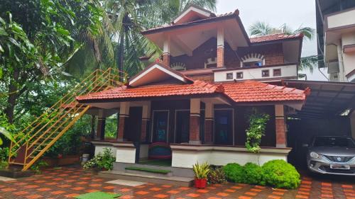 Kuttipuram House | Nirmalyam Homestay
