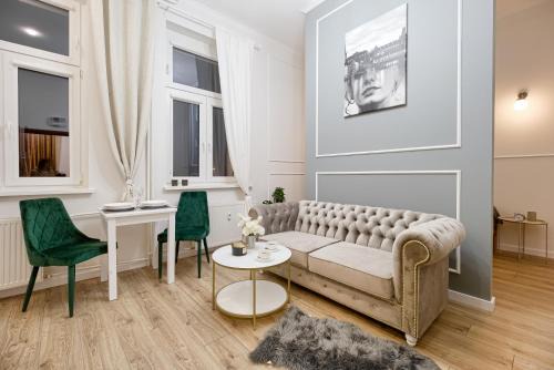 Pila Apartment | Niron Apartament Dom z Papieru Sztokholm