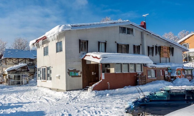 Niseko Hostel | Niseko Side 6