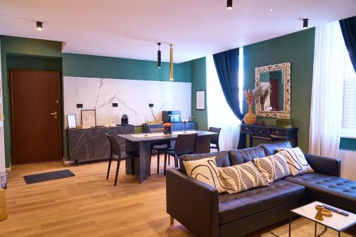 Cosenza Apartment | Nishan 249