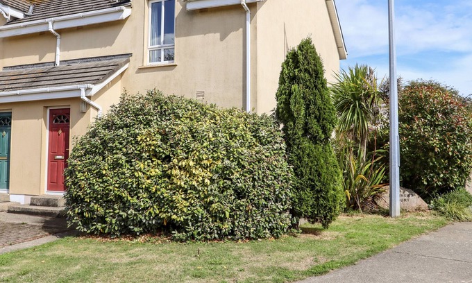 Rosslare House | NO. 1 MARINER'S COURT in Rosslare Strand, County Wexford