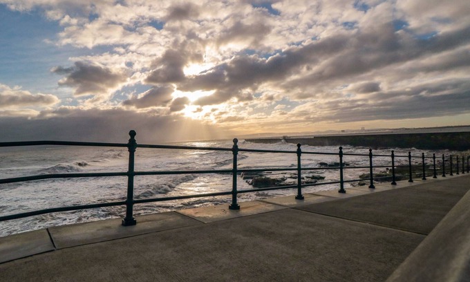 Hartlepool House | NO.20 THE HEADLAND, pet friendly, with open fire in Hartlepool