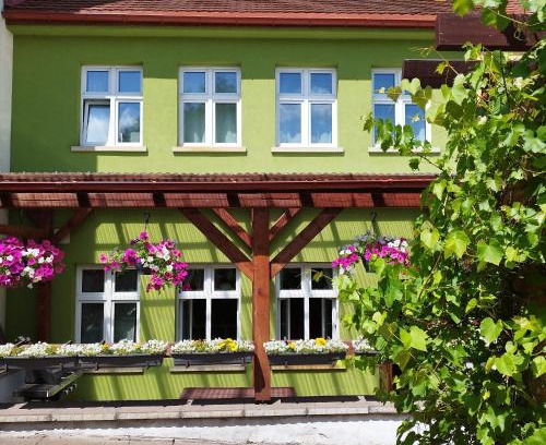 Chelmsko Slaskie House | Noclegi Szymrych