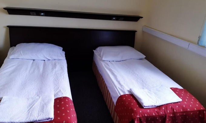 Tyniec Maly Hostel | Noclegi Tyniec