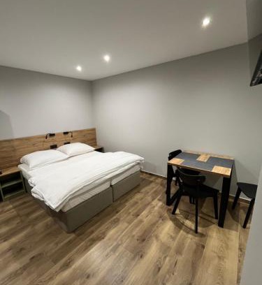 Goluchow House | Noclegi u Alicji- Apartamenty