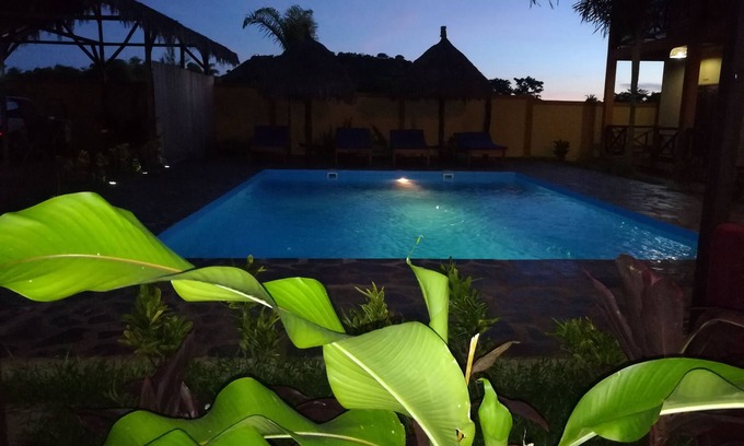 Ambondrona Bed & Breakfast | nofy villa next to the PalmBeach crossing in Ambondrona