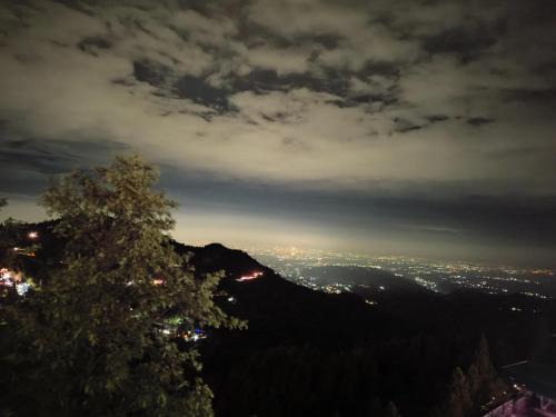 Mussoorie House | Nona shona chill point homestay and cafe