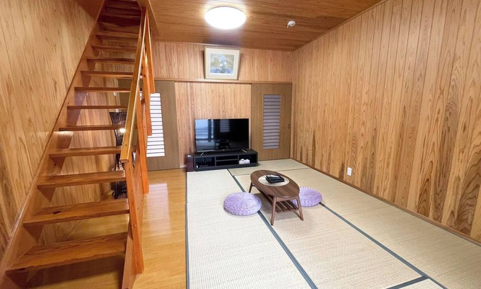 Yunokawa Onsen House | Nonsmoking About 10 minutes walk from Matsue Station 2story house Free parking available/Matsue Shimane