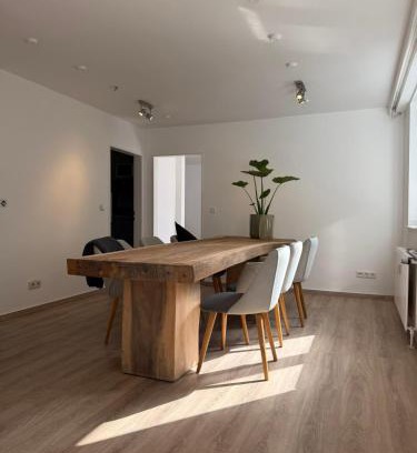 Ensen Apartment | NOOQA - Comfort Riverside Home -160 qm, 2 Floors