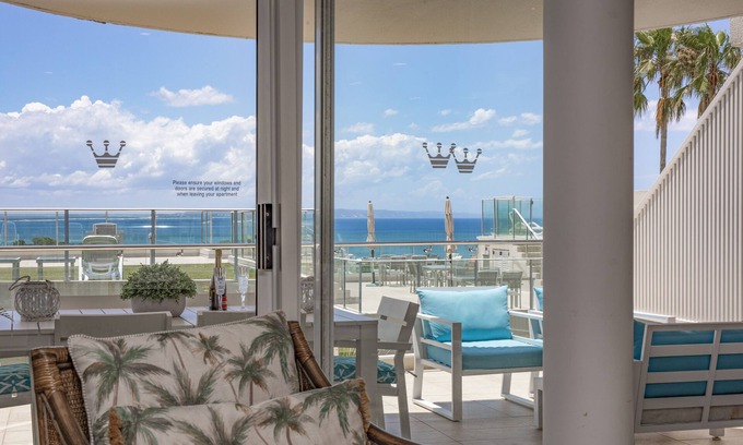 Noosa Heads Apartment | Noosa Crest Premium View Apartment 32 - Rest & Relax
