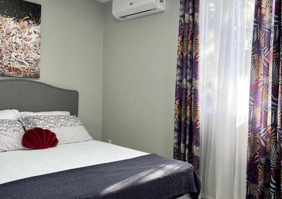 Brittons Hill Apartment | Norms Near US Embassy