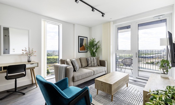 College Park and Old Oak Apartment | North Ken V - 2Bedroom+1Bathroom+Balcony+Concierge