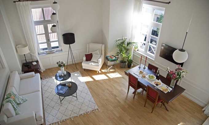 Athens City Centre Apartment | Notos | 3BDR Suite Apartment with Acropolis View