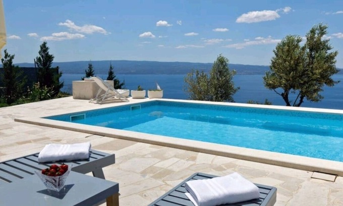 Srinjine Villa | Nudists friendly villa with pool and privacy