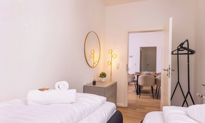 Krefeld Apartment | NUIT Apartment | Modern Flat in the city