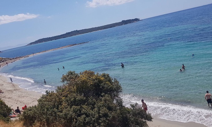 Dikili Bed & Breakfast | Nur Karen Taş Konak