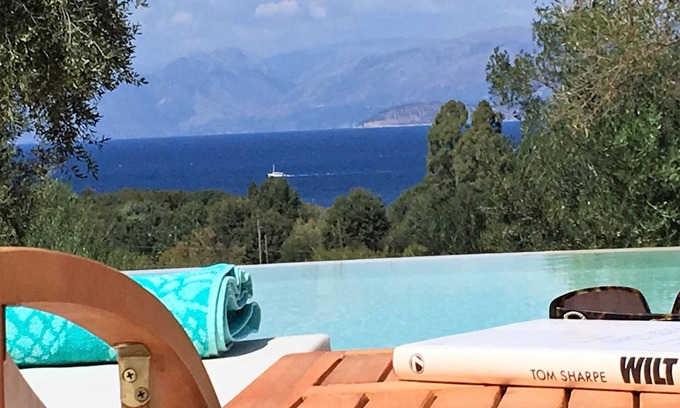 Petaleia Villa | nVilla Sania, Avlaki Beach Paradise!