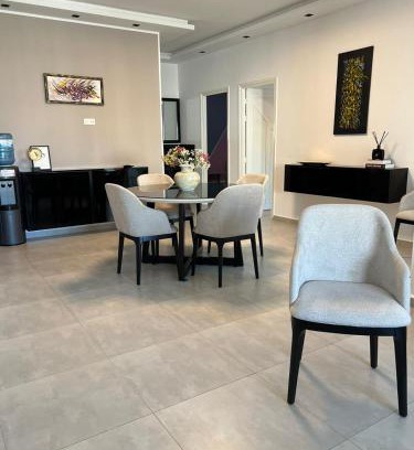 Hergla Apartment | NYC trifft auf Top Moderne Wohnung in Hergla