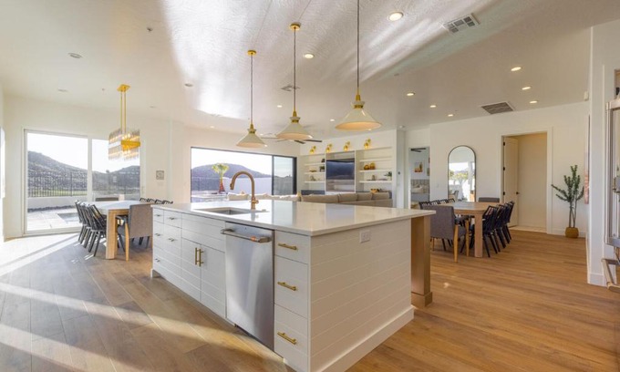 Washington House | Oasis On The 8th- 2178